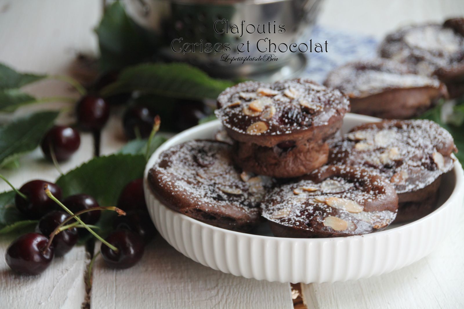 Petits clafoutis aux cerises et au chocolat