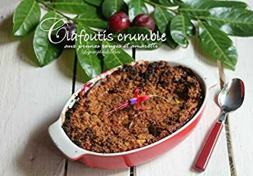 Clafoutis crumble aux prunes rouges et amaretti