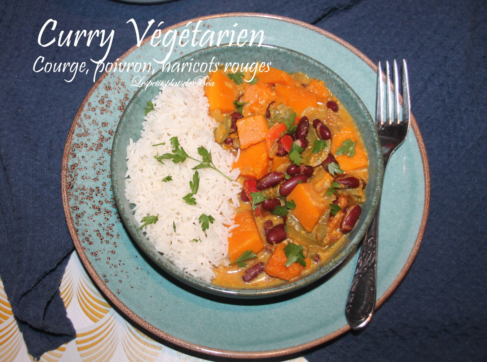 Curry végétarien, courge, poivron et haricots rouges