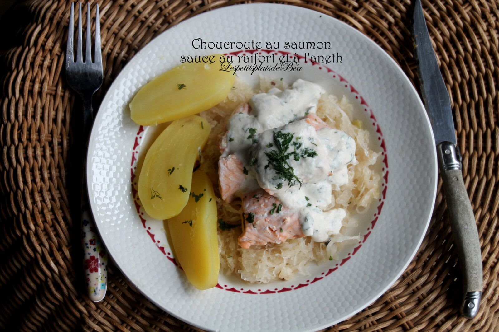 Choucroute au saumon sauce au raifort et à l'aneth