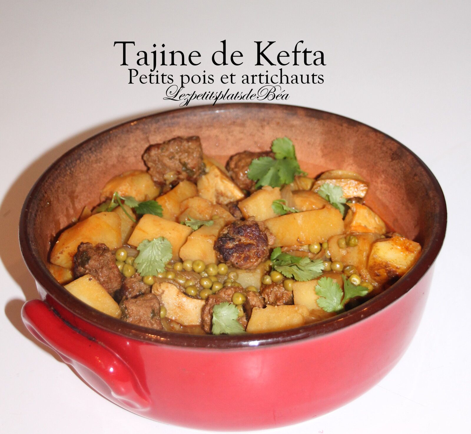 Tajine de kefta, petits pois et artichauts - Balade marocaine à Chefchaouen