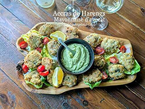 Accras de harengs, mayonnaise d'avocat