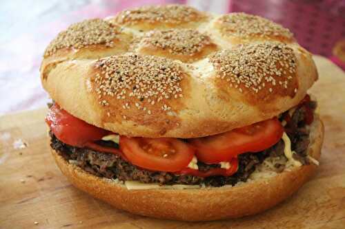 Méga burger football (recette Tupperware)