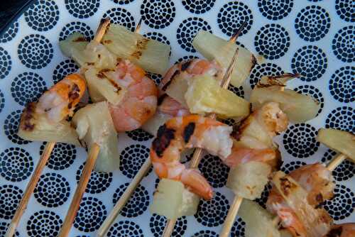 Brochettes de crevettes (ou gambas) pina colada