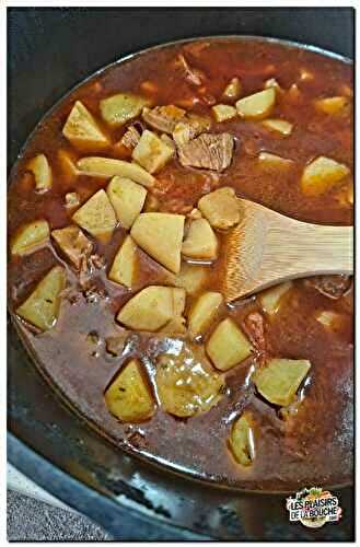 Ragoût de pommes de terre à la viande