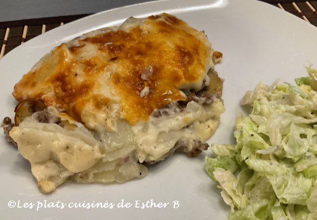 Gratin de pommes de terre et boeuf haché