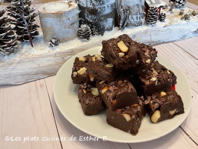 Fudge au beurre d’amandes et à l’érable 