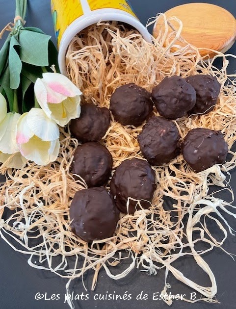 Boules de crème de coco sans cuisson style Bounty