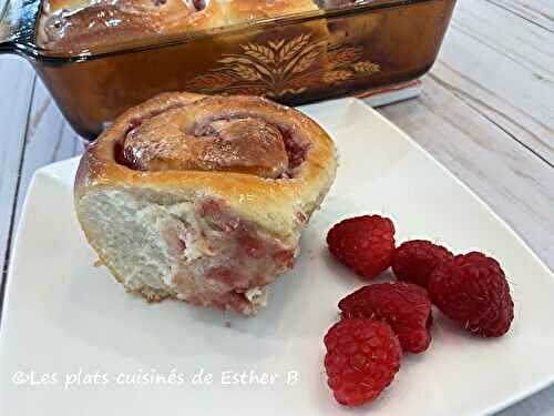 Brioches aux framboises et à l’érable