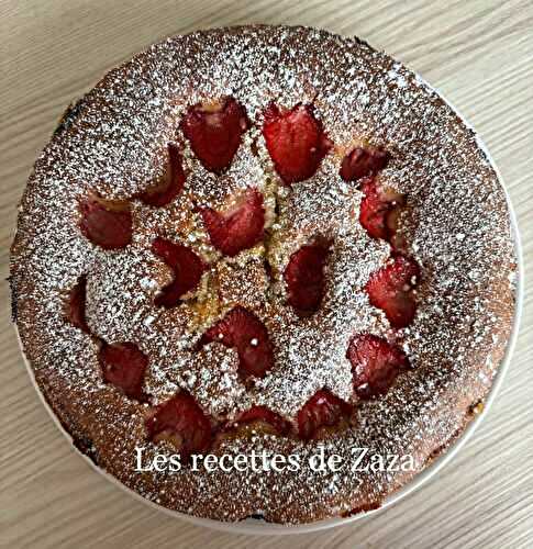 Gâteau moelleux aux fraises