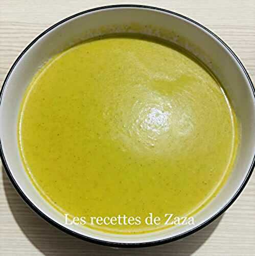 Soupe au Easy Soup avec légumes abandonnés du congélateur