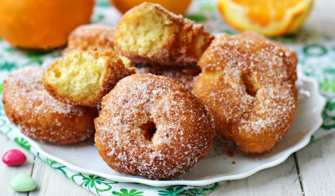 BEIGNETS RAPIDE À L'ORANGE - Facile à préparer - Recette Mixte