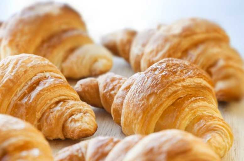 Croissants au beurre - Cuisine Facile - Recette Mixte