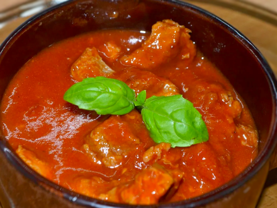 Râgout de boeuf aux tomates - Recettes Facile - et - rapide