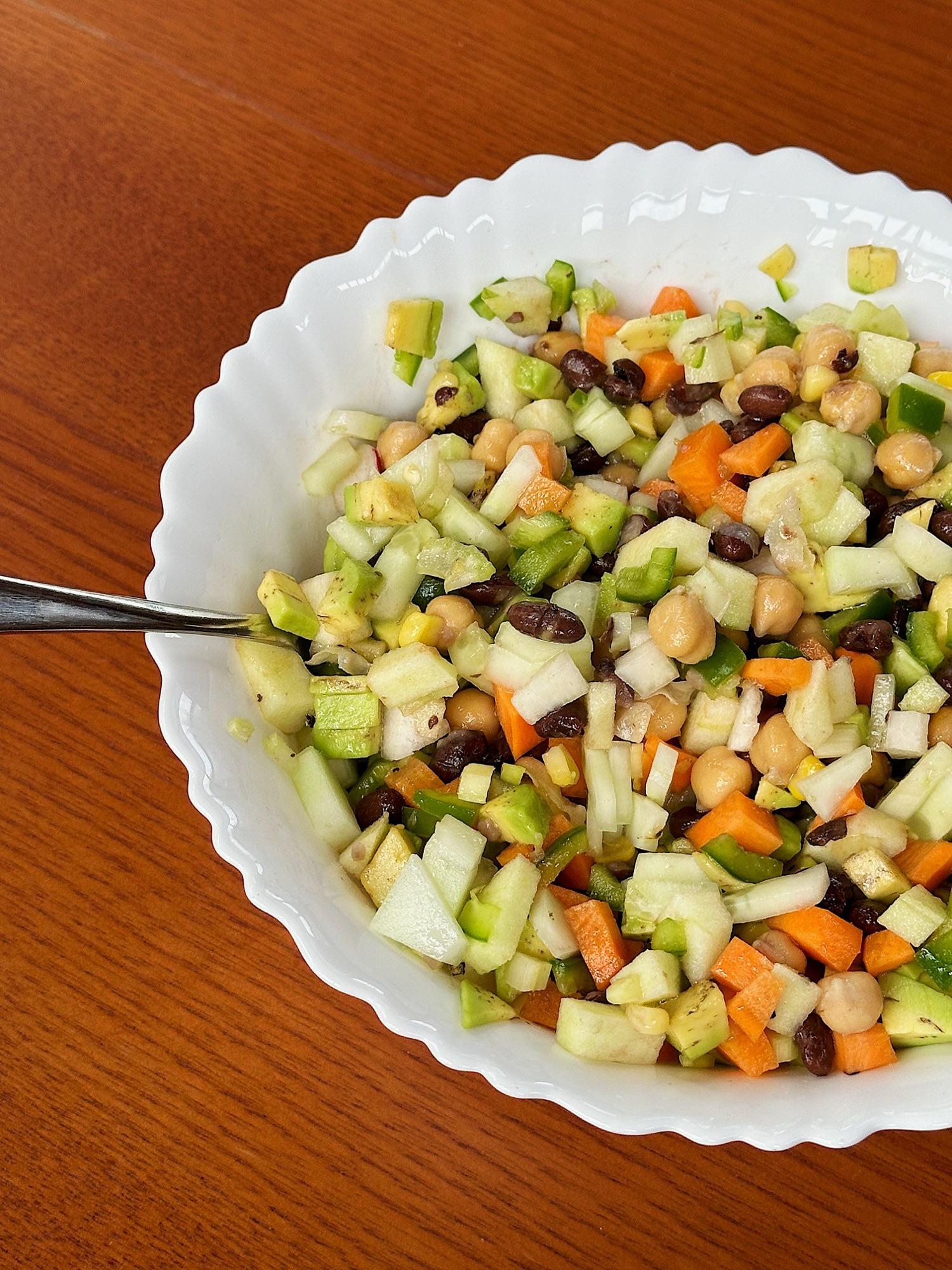 Salade de pois chiches et légumes