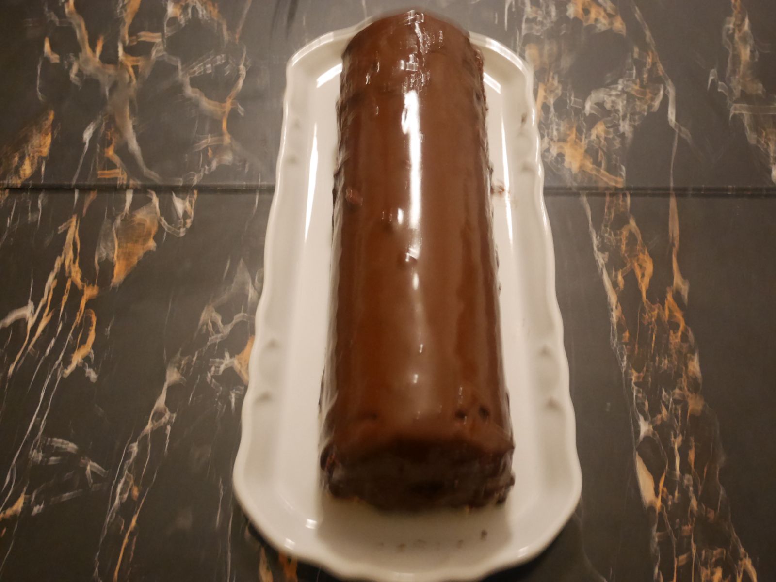 BUCHE AU CHOCOLAT ET POIRES