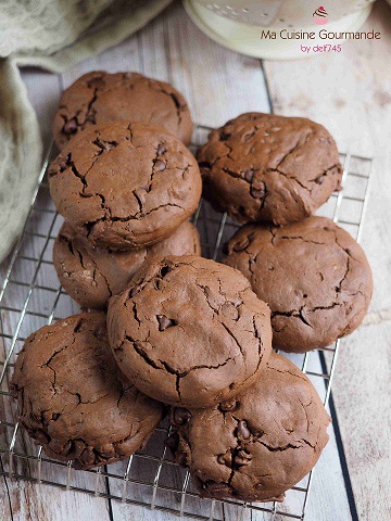 Outrageous Chocolate Cookies (V2)