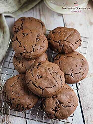 Outrageous Chocolate Cookies (V2)