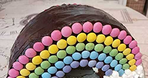 Le gâteau d'anniversaire arc en ciel 🌈