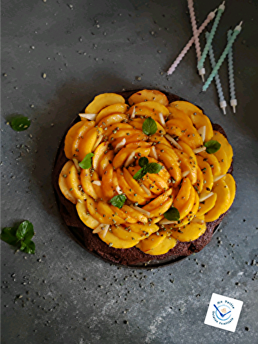 Gâteau choco-amandes et nectarines