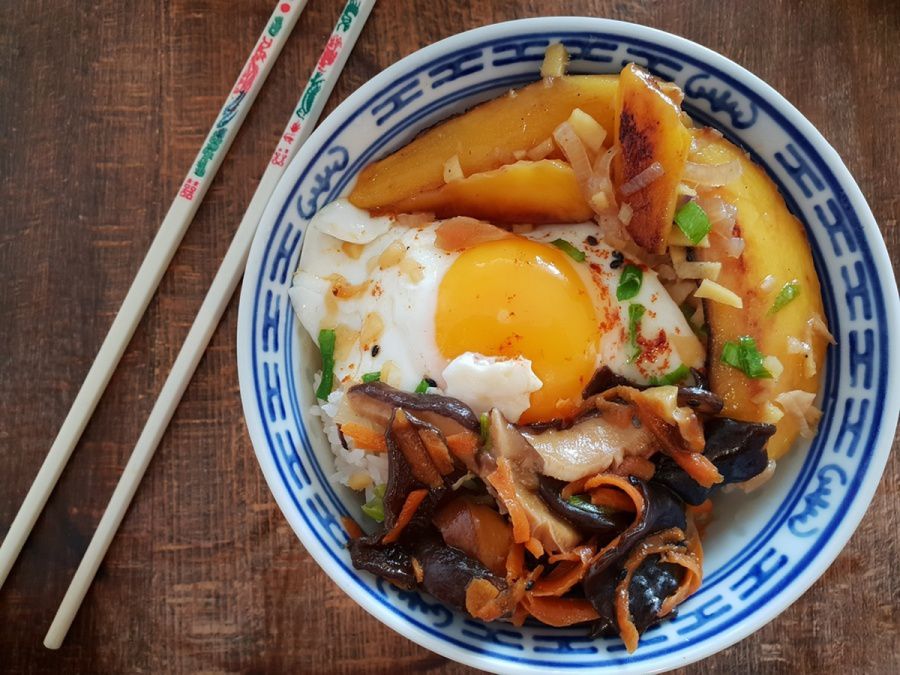 Recettes en vrac : mangue au gingembre et wok de champignons noirs !