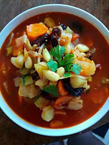 Tajine végétalien, amandes et pruneaux !