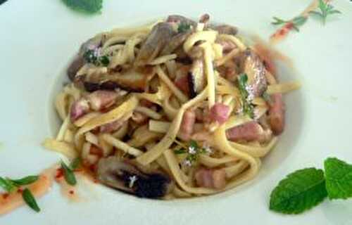 Linguines aux cèpes et petits lardons