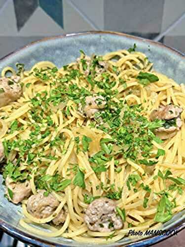 Spaghetti à la saucisse de Toulouse et au vin blanc