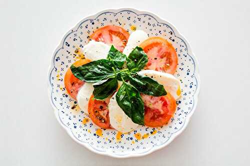 Salade tomate mozzarella : recette healthy pour le soir
