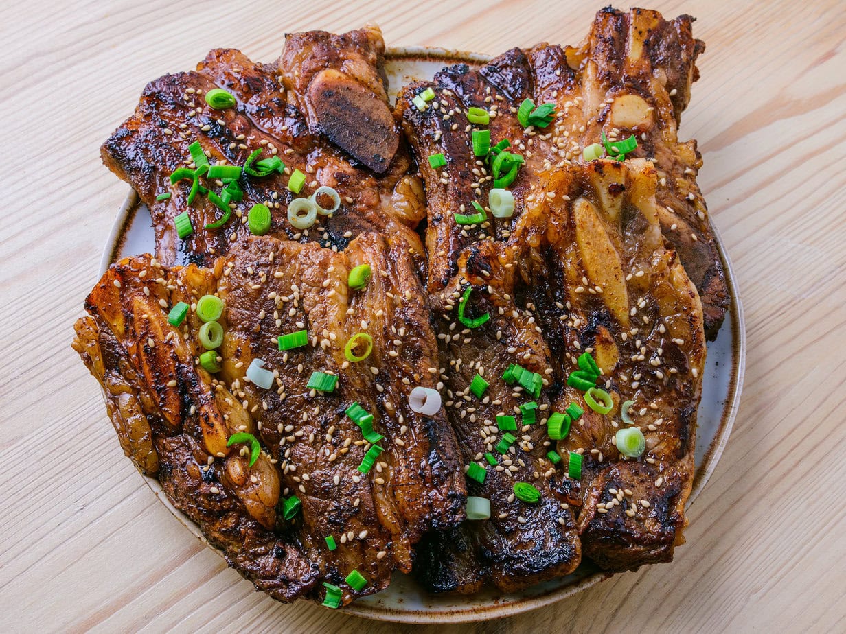 LA Galbi - côtes de boeuf grillées coréennes