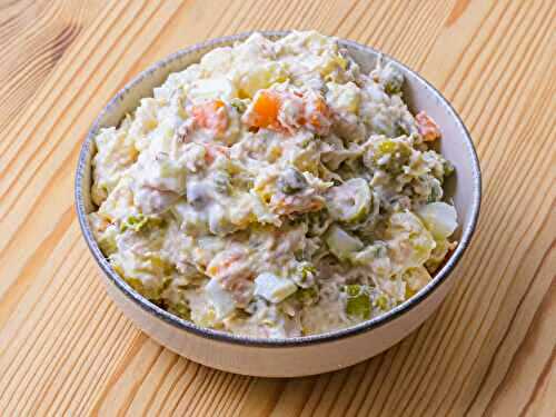 Ensaladilla rusa - salade de pommes de terre espagnole