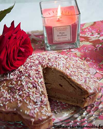 Gâteau rose et rhubarbe (pâtisserie végétale)