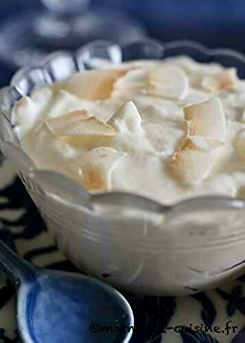 Mousse au chocolat blanc et noix de coco et cookies ultra gourmands