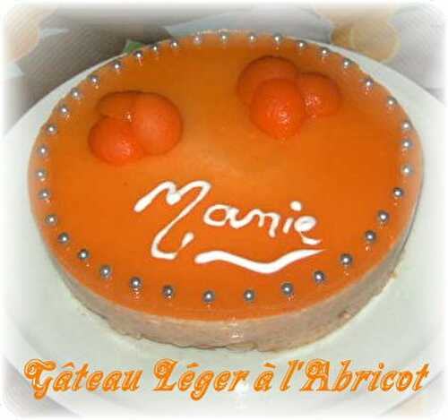 Gâteau Léger à l'Abricot pour la Fête des Grand-Mères