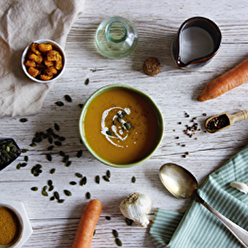 Crème de butternut et carottes des sables au curry