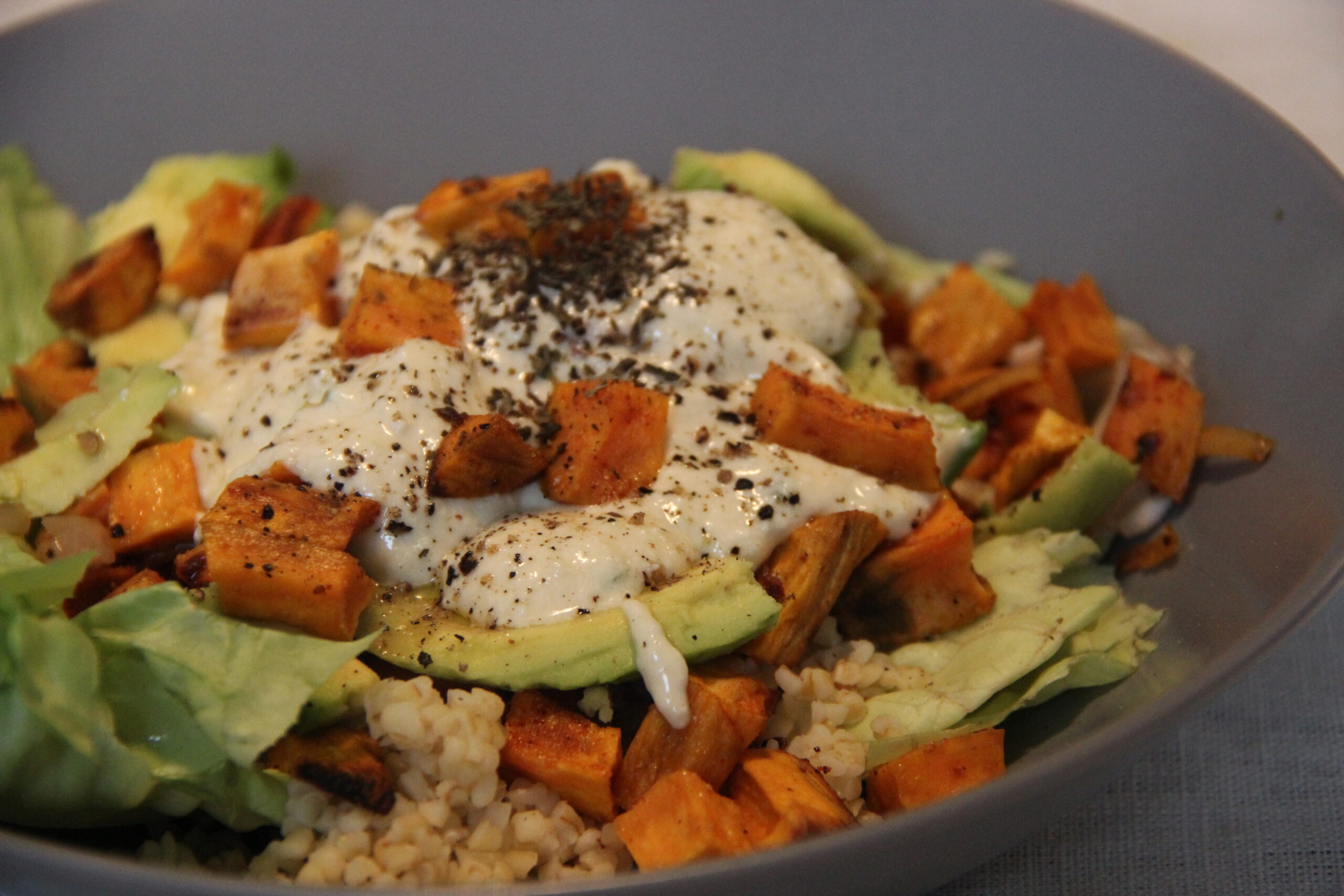 Salade d'avocat et patates douces