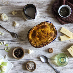 Pies au chou-fleur, poireau et cheddar