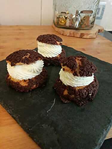 Choux craquelin cacao chantilly Nutella