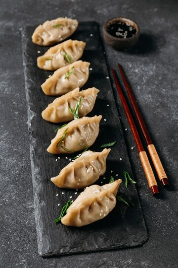 Gyozas au porc et piment de Cayenne