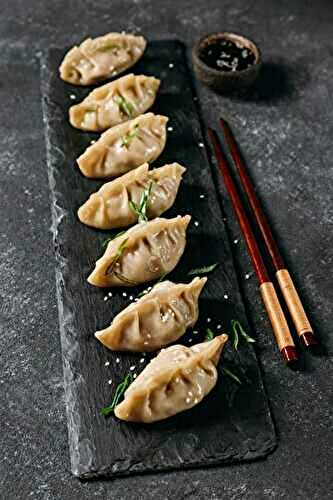 Gyozas au porc et piment de Cayenne