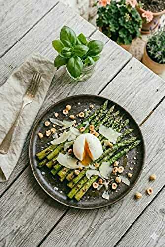 Asperges rôties & oeuf parfait