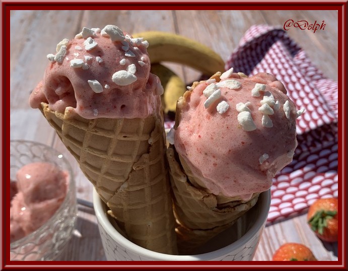 Glace fraises bananes