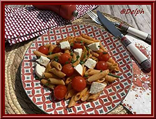 Pâtes au pesto rosso et tomates cerises