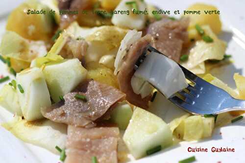 Salade de pommes de terre, hareng fumé, endive et pomme verte