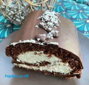 Bûche de noël façon Kinder délice : chocolat et noix de coco au thermomix ou sans