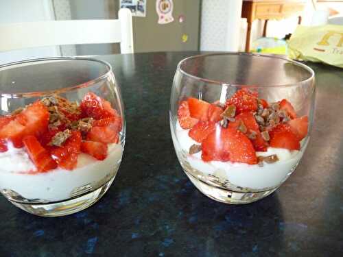 VERRINE AUX FRAISES