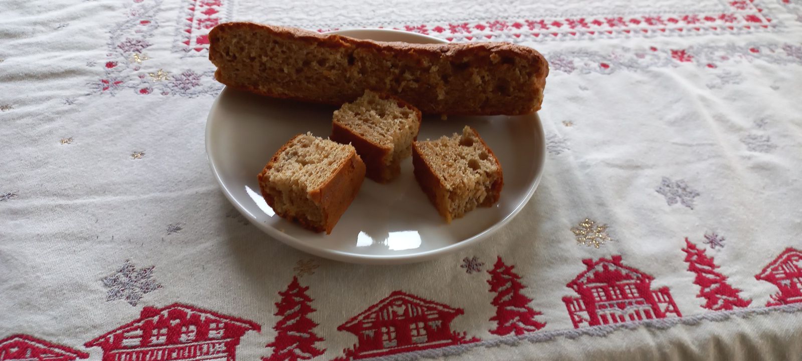 Gâteau hyper moelleux à la cannelle 