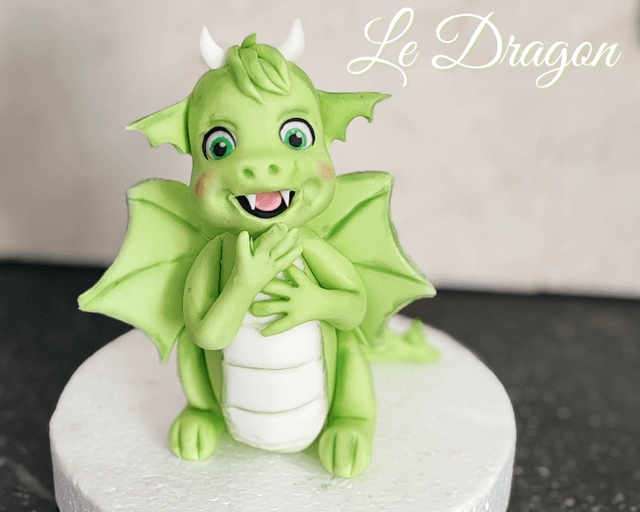 Modelage en pâte à sucre Petit Dragon