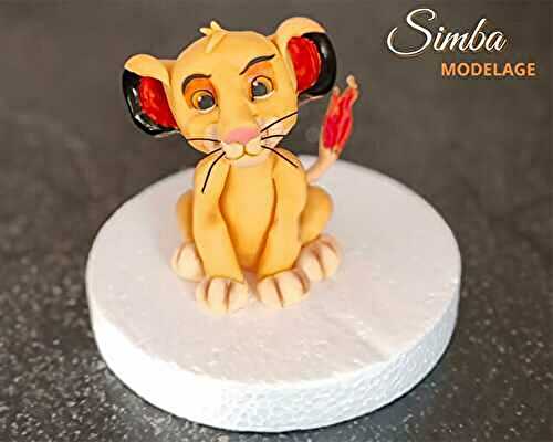 Modelage en pâte à sucre Roi Lion