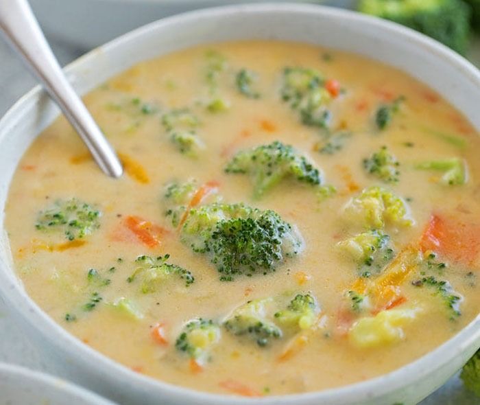 Soupe de Brocoli au Fromage Cheddar